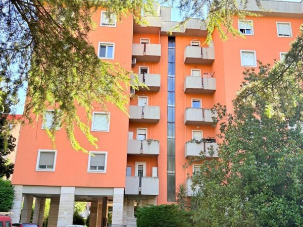 appartamento in vendita a Brescia in zona Volta