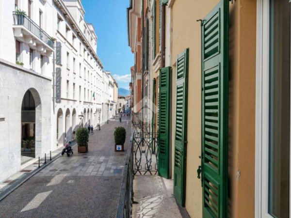 appartamento in vendita a Brescia in zona Centro Storico