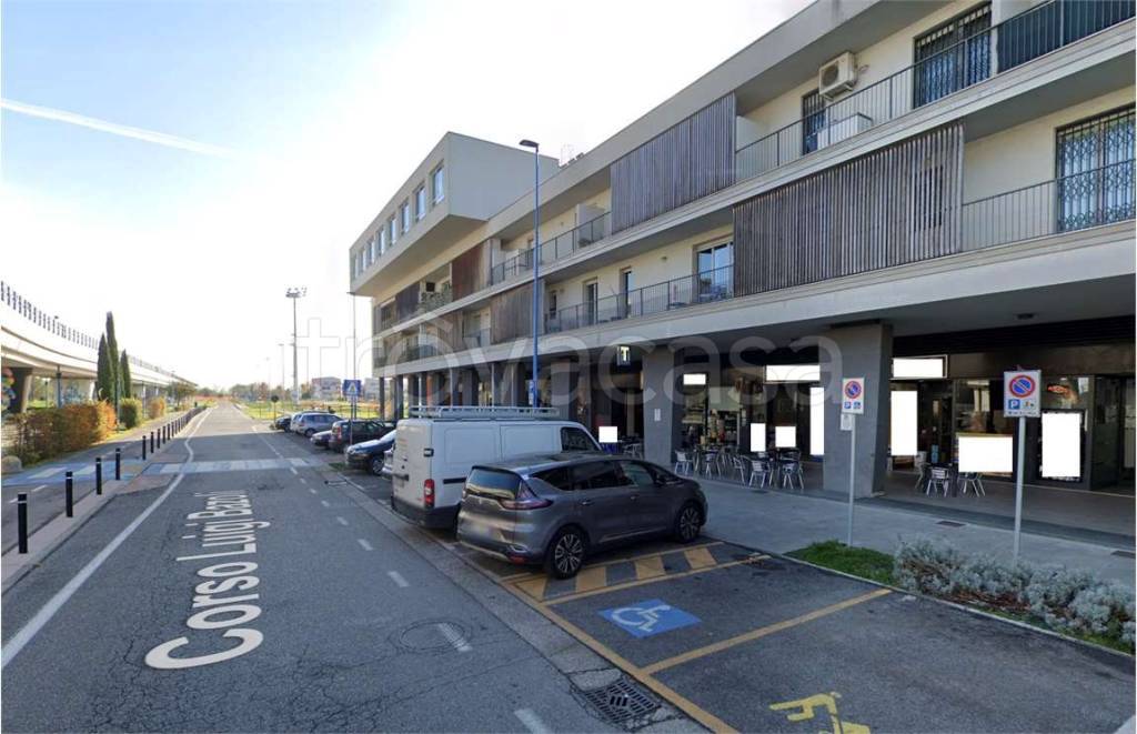 negozio in vendita a Brescia in zona San Polo