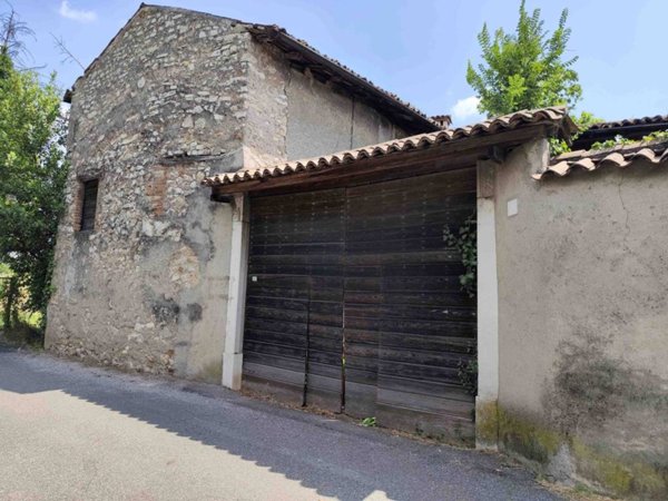 casa indipendente in vendita a Brescia in zona Caionvico