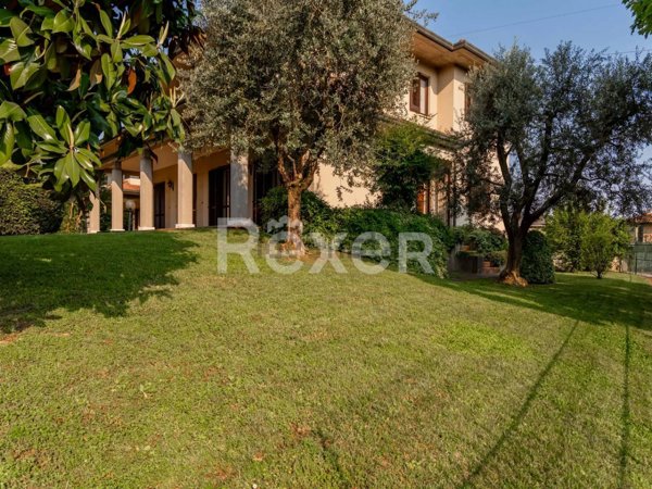 casa indipendente in vendita a Brescia