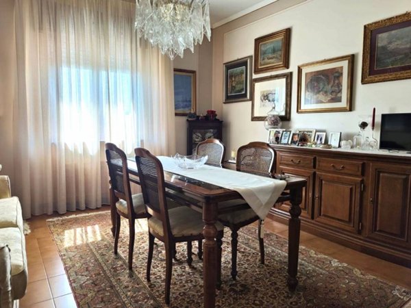 casa indipendente in vendita a Brescia in zona Volta