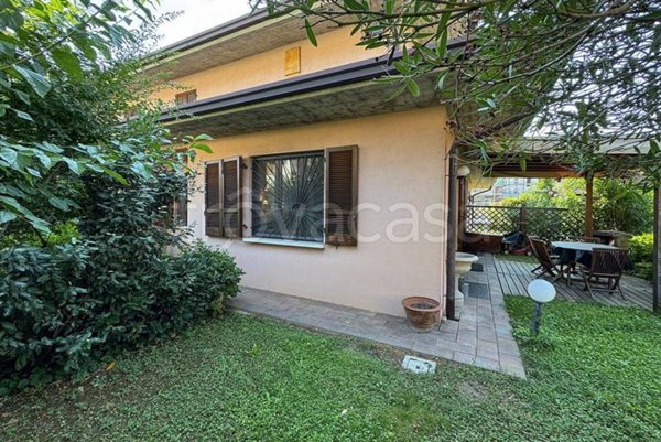 casa indipendente in vendita a Brescia in zona Chiesa Nuova