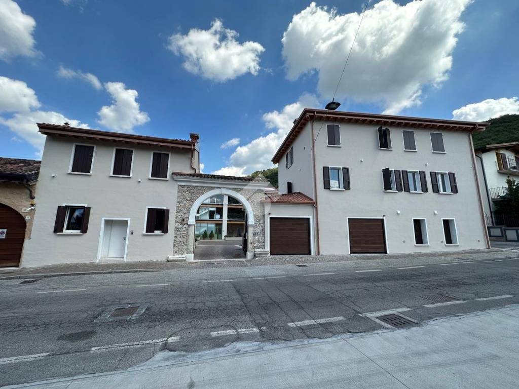 appartamento in vendita a Brescia in zona Mompiano