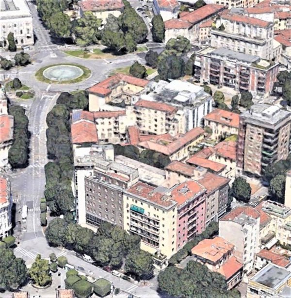 negozio in vendita a Brescia in zona Centro Storico