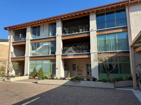 appartamento in vendita a Brescia in zona Mompiano