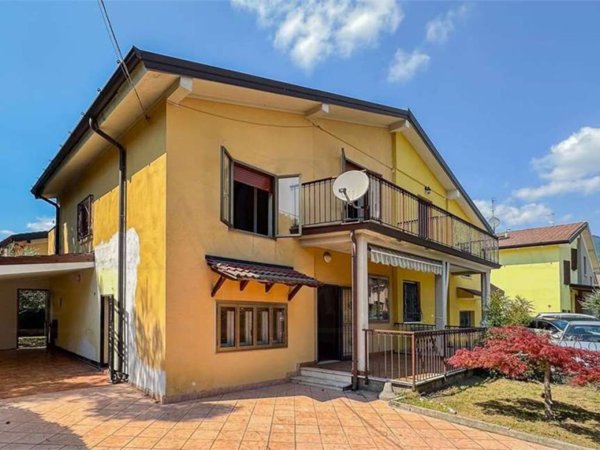 casa indipendente in vendita a Brescia in zona Villaggio Prealpino