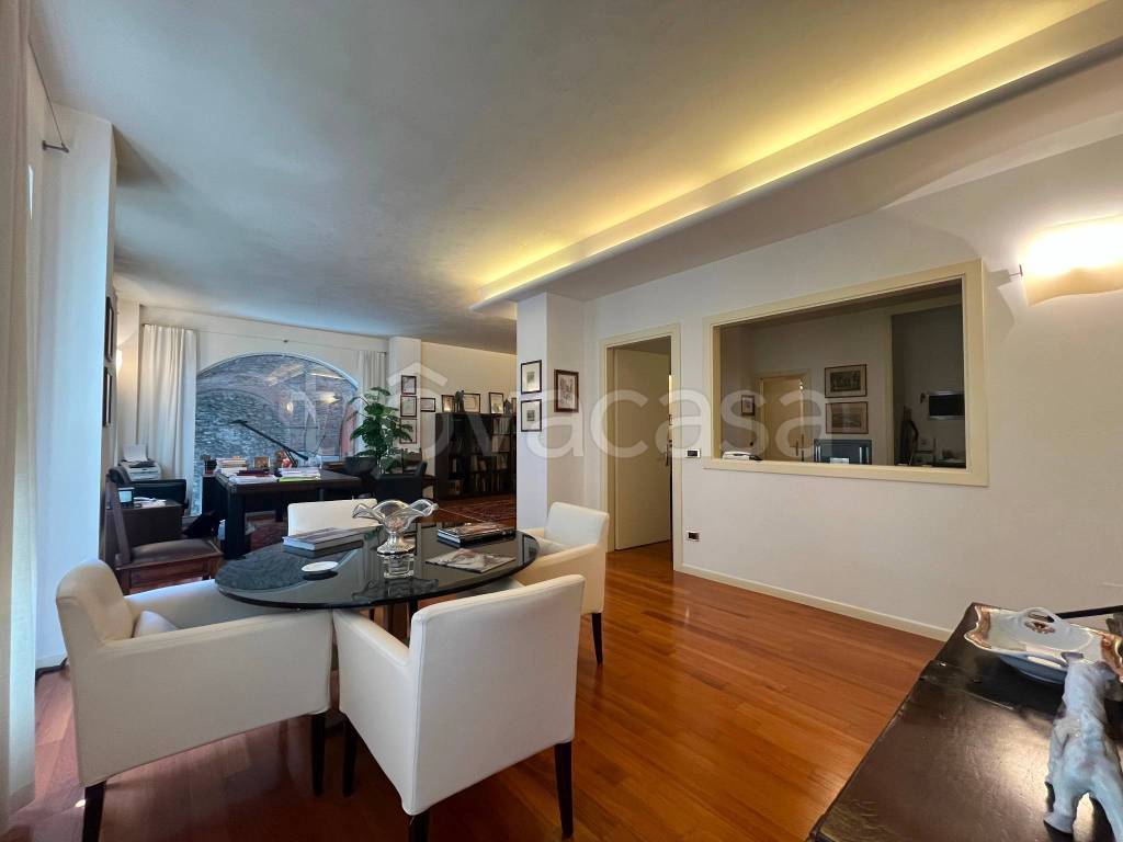 appartamento in vendita a Brescia in zona Centro Storico