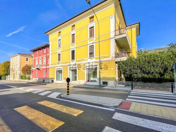 locale commerciale in vendita a Brescia
