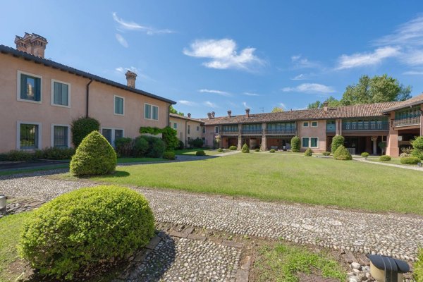 appartamento in vendita a Brescia in zona Mompiano