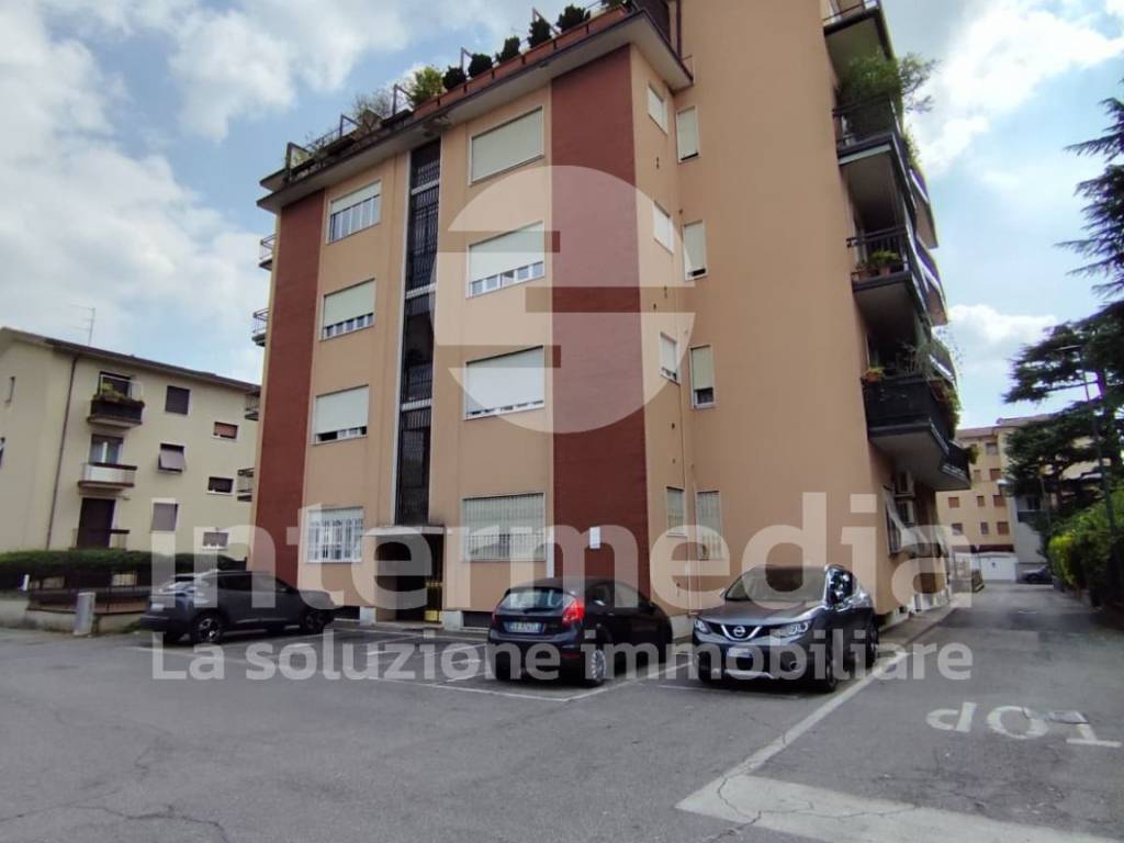 appartamento in vendita a Brescia in zona Volta