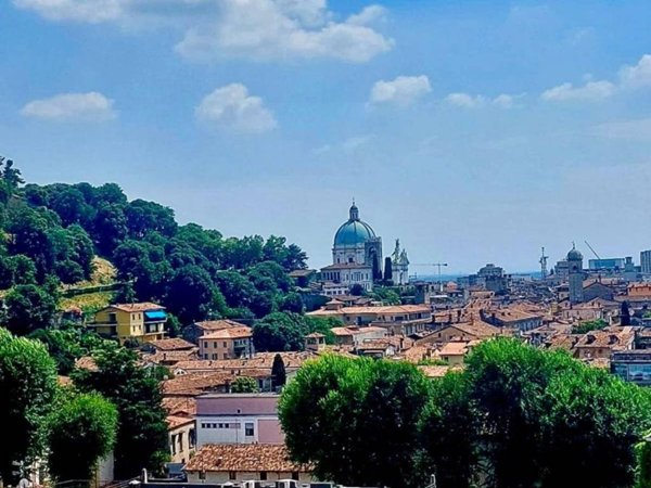 appartamento in vendita a Brescia in zona Borgo Trento