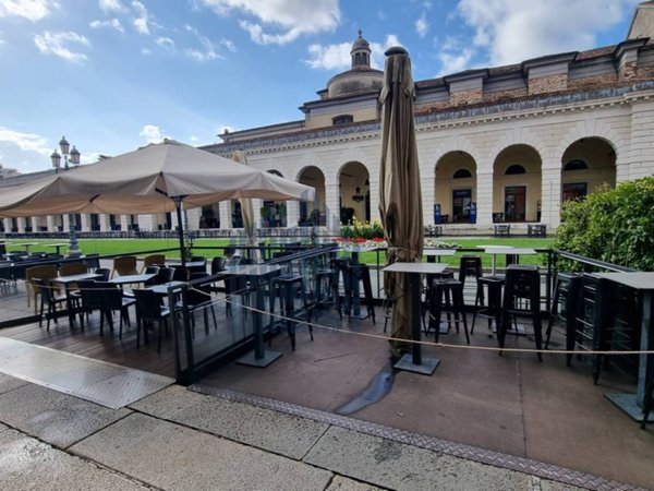 negozio in vendita a Brescia in zona Centro Storico