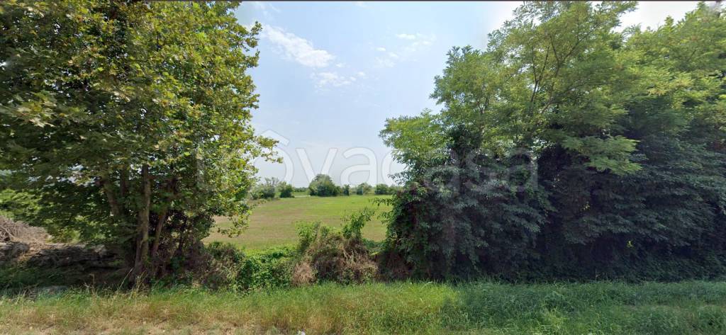 terreno edificabile in vendita a Brescia in zona Buffalora