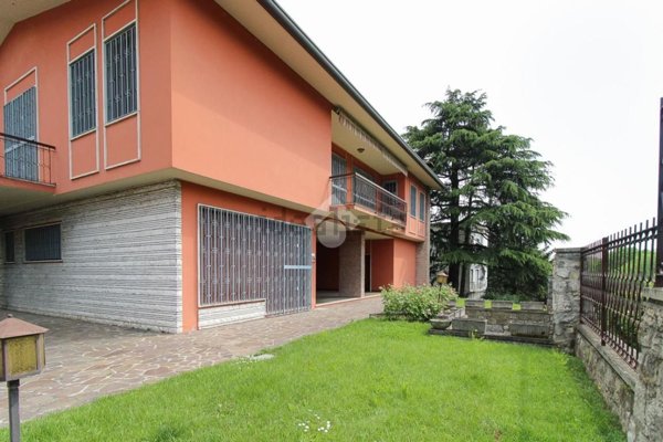 casa indipendente in vendita a Brescia