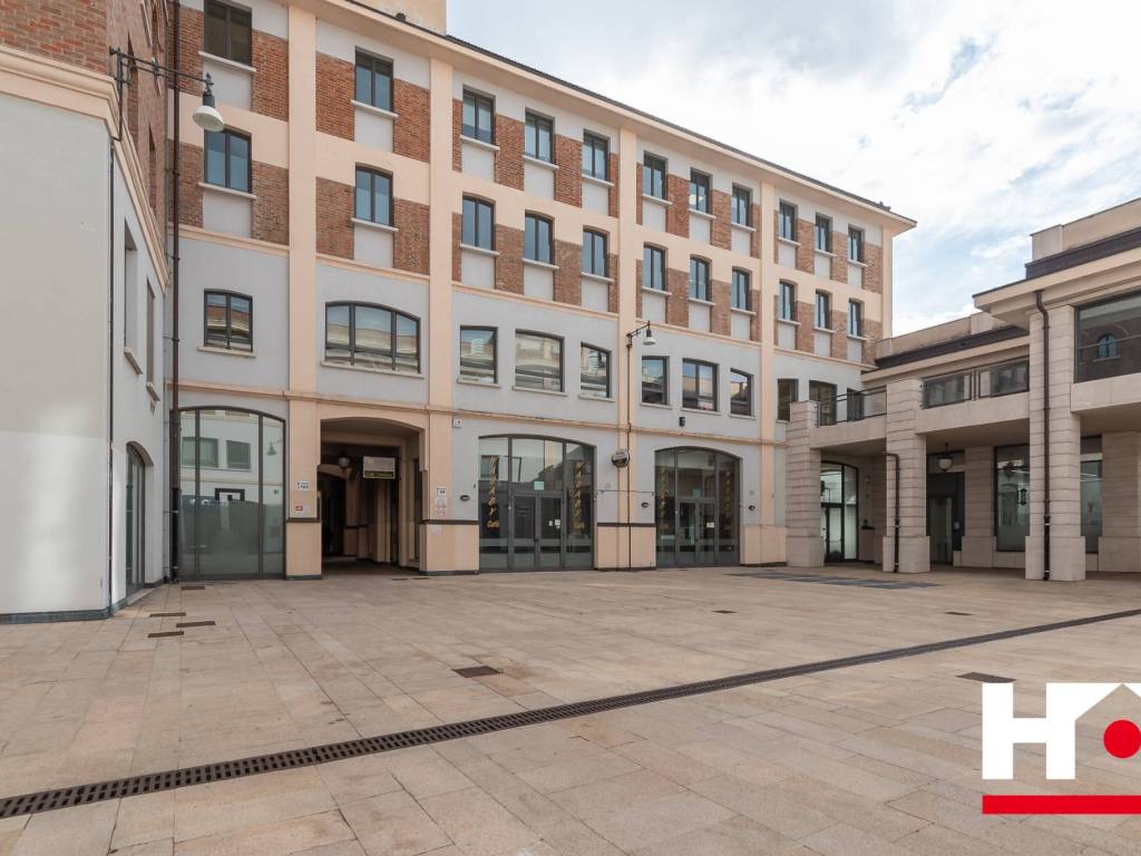 ufficio in vendita a Brescia in zona Borgo Wuhrer