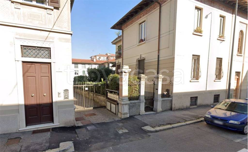 quadrivano in vendita a Brescia in zona Crocifissa di Rosa
