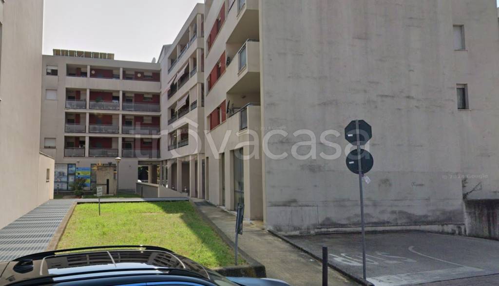 negozio in vendita a Brescia in zona San Polo