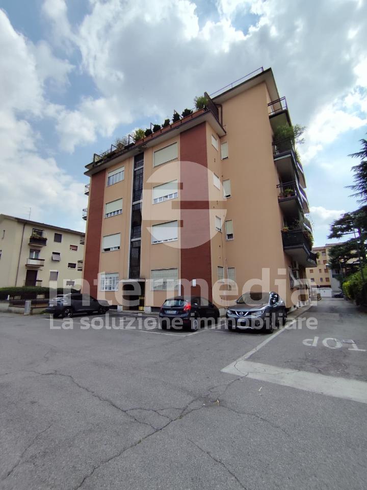 appartamento in vendita a Brescia in zona Lamarmora