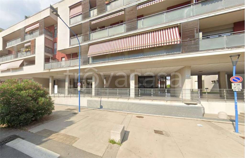 negozio in vendita a Brescia in zona San Polo
