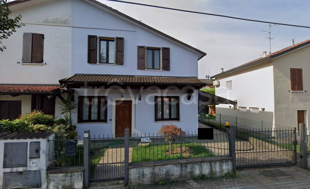 casa indipendente in vendita a Brescia in zona Villaggio Badia