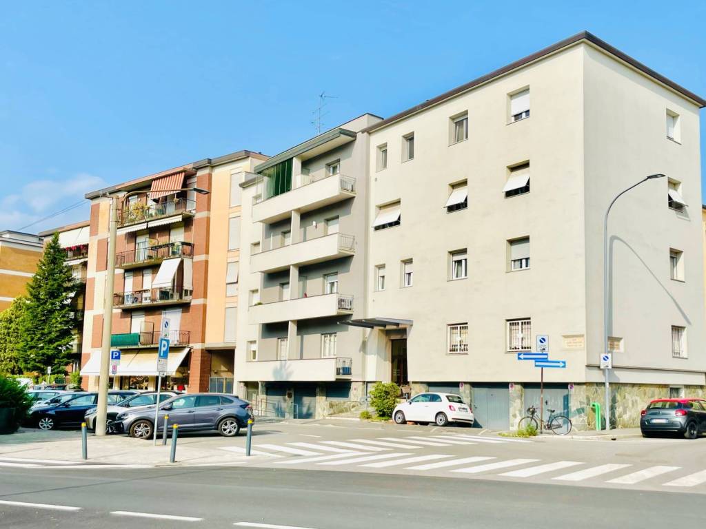 appartamento in vendita a Brescia in zona Crocifissa di Rosa