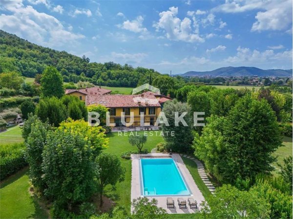 casa indipendente in vendita a Brescia in zona Mompiano