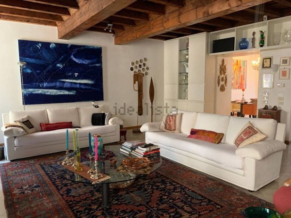 intera palazzina in vendita a Brescia in zona Centro Storico