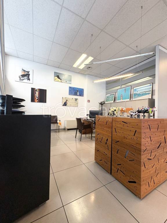 ufficio in vendita a Brescia in zona Lamarmora