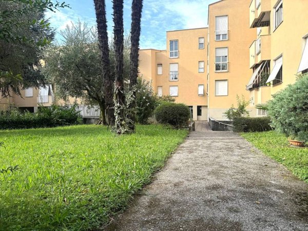 appartamento in vendita a Brescia in zona Villaggio Prealpino