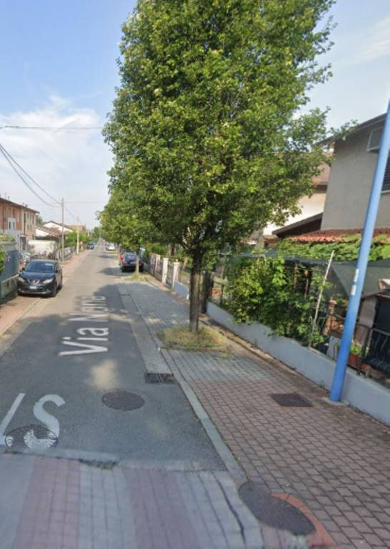 casa indipendente in vendita a Brescia in zona Villaggio Badia
