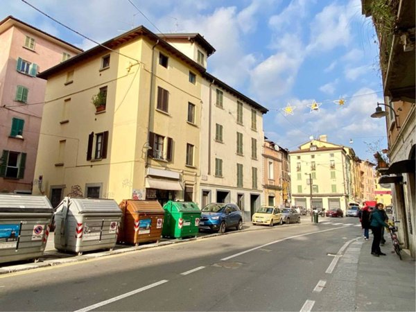 casa indipendente in vendita a Brescia in zona Centro Storico