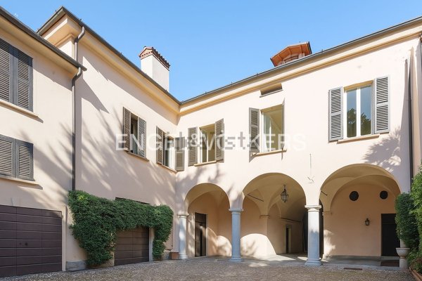 appartamento in vendita a Brescia in zona Centro Storico