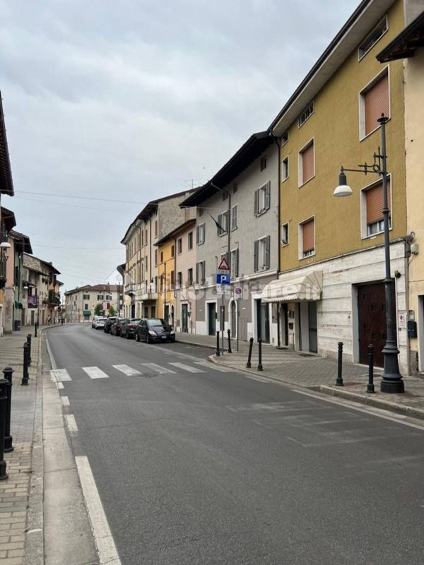 negozio in vendita a Brescia in zona Sant'Eufemia