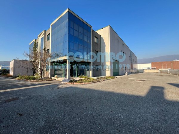 capannone in vendita a Brescia in zona San Bartolomeo