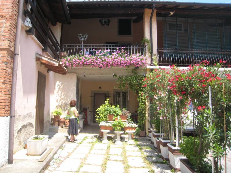 casa indipendente in vendita a Brescia in zona Buffalora