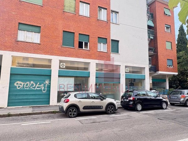 ufficio in vendita a Brescia in zona Chiusure