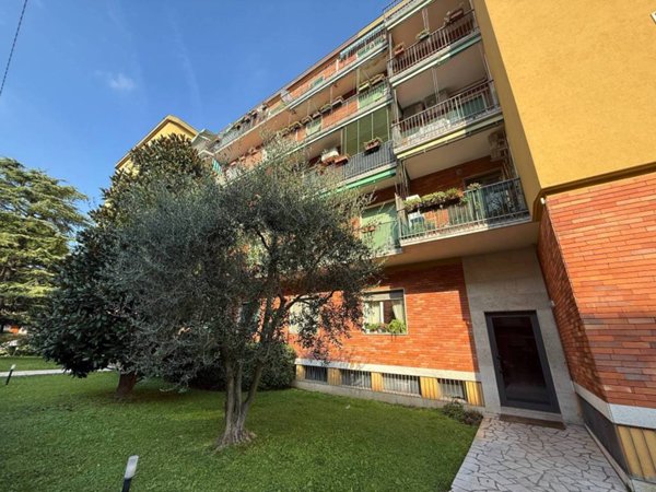 casa indipendente in vendita a Brescia in zona Don Bosco