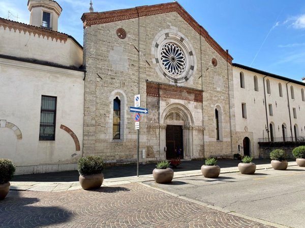 casa indipendente in vendita a Brescia in zona Centro Storico