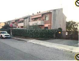 appartamento in vendita a Brescia in zona Villaggio Prealpino