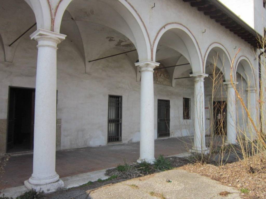 ufficio in vendita a Brescia in zona Volta
