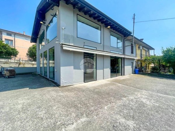 trivano in vendita a Brescia in zona San Polo