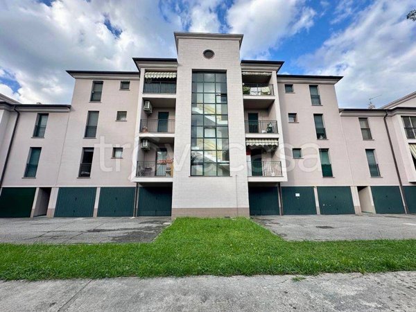 appartamento in vendita a Brescia in zona Villaggio Violino