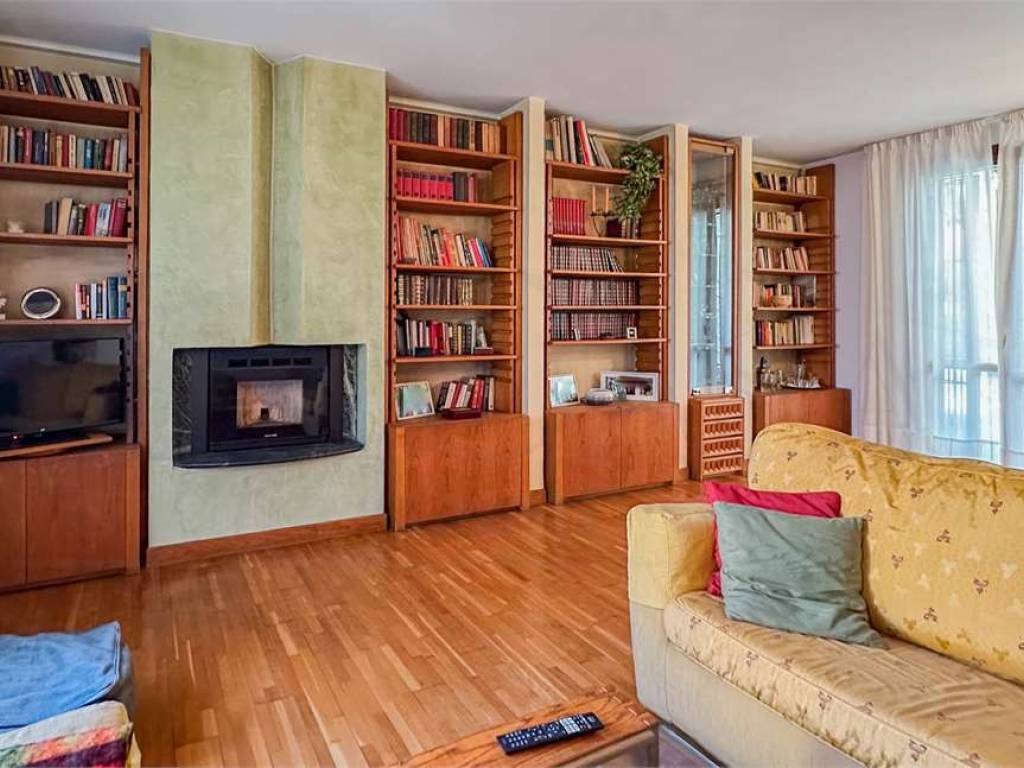 casa indipendente in vendita a Brescia in zona Chiusure