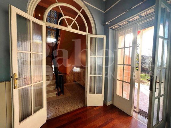casa indipendente in vendita a Brescia in zona Caionvico