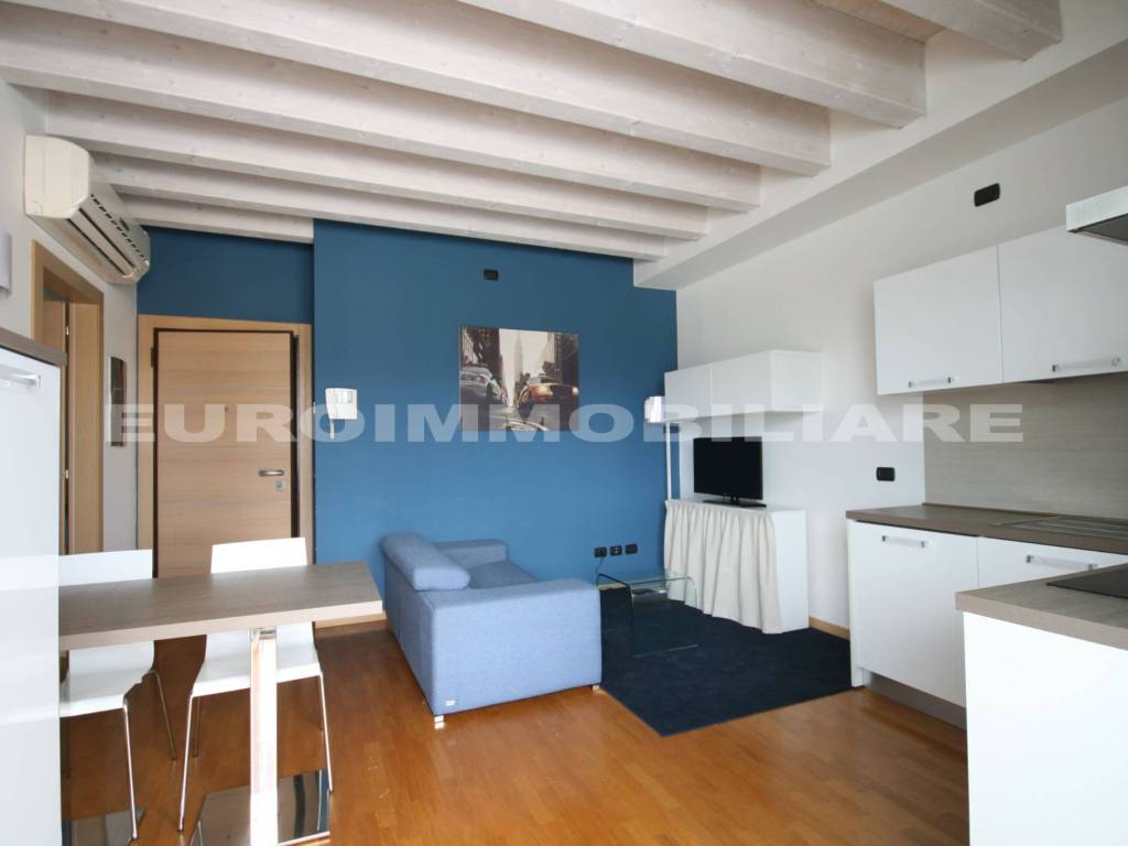 appartamento in vendita a Brescia in zona Borgo Trento