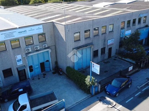 locale commerciale in vendita a Brescia in zona San Polo