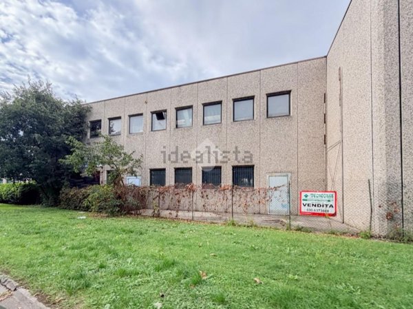 capannone in vendita a Brescia in zona San Polo