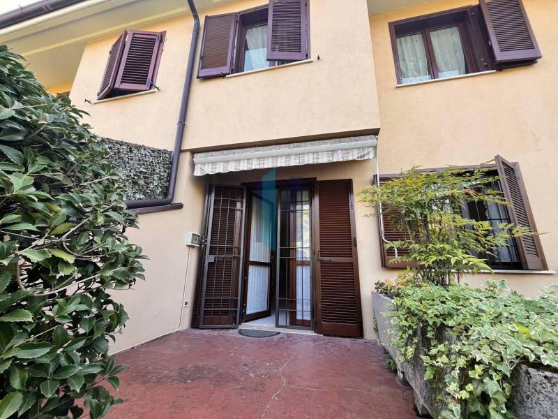 casa indipendente in vendita a Brescia in zona San Polo