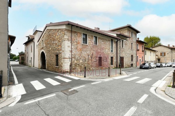 appartamento in vendita a Brescia in zona Sant'Eufemia